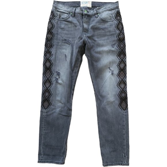 Sandrine Rose grey embroidered distressed jeans - Picture 3 of 10